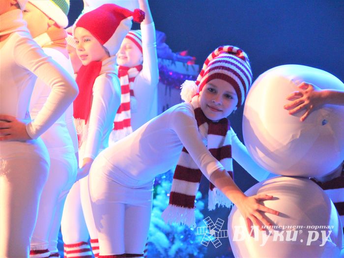 В ГДК им. Ленина встречают Новый год (ФОТО)