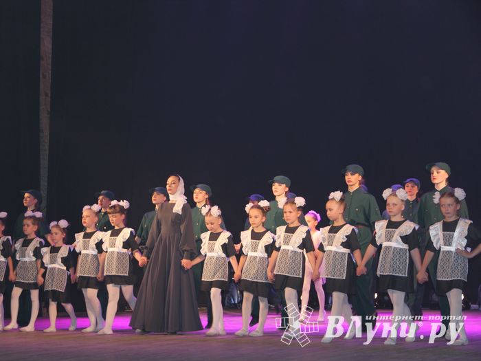 18 мая состоялся юбилейный концерт коллектива мажореток «Золотые погоны» (ФОТО)