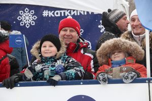 В Великих Луках появился новый каток (ФОТО)