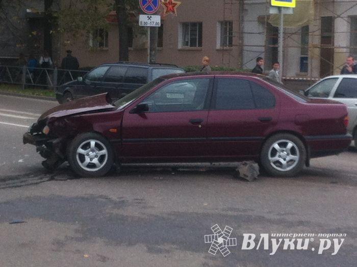 Еще одна авария произошла в Великих Луках