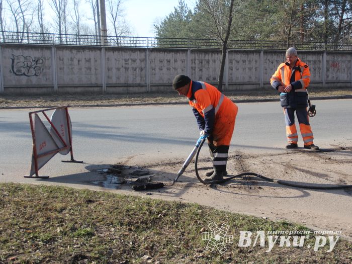 Ямочный ремонт на ул. Нелидовской (ФОТО)
