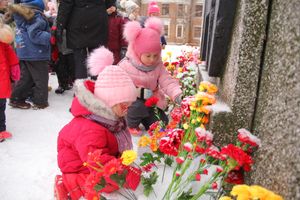 ​Юные великолучане отдали дань памяти героям-железнодорожникам (ФОТО)