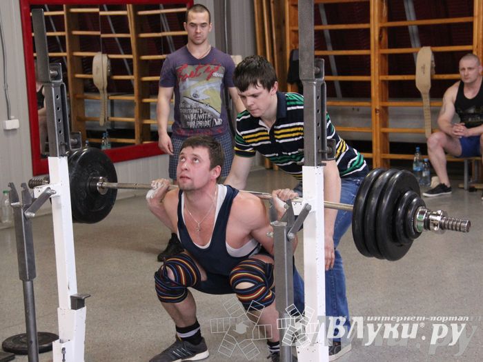 Первенство города Великие Луки по пауэрлифтингу и жиму лежа