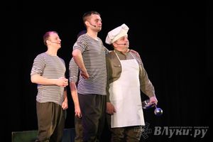 Государственный ансамбль «Русский Север» представил в Великих Луках мюзикл «Василий Теркин» 