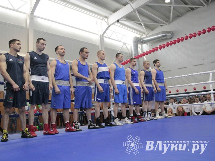 Матчевая встреча по боксу Великие Луки —Псков — Грозный (ФОТО)