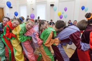 Андрей Турчак поблагодарил приемных родителей за «ежедневное, ежечасное и ежеминутное служение» детям (фото)