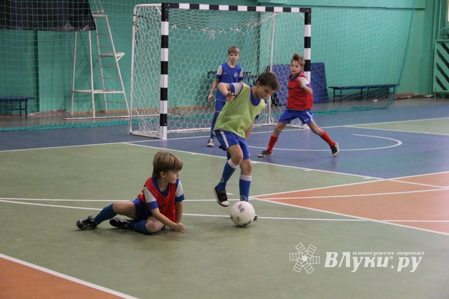 Новогодний футбол