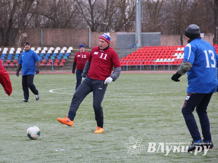 Боевая ничья в памятном футбольном матче (ФОТО)