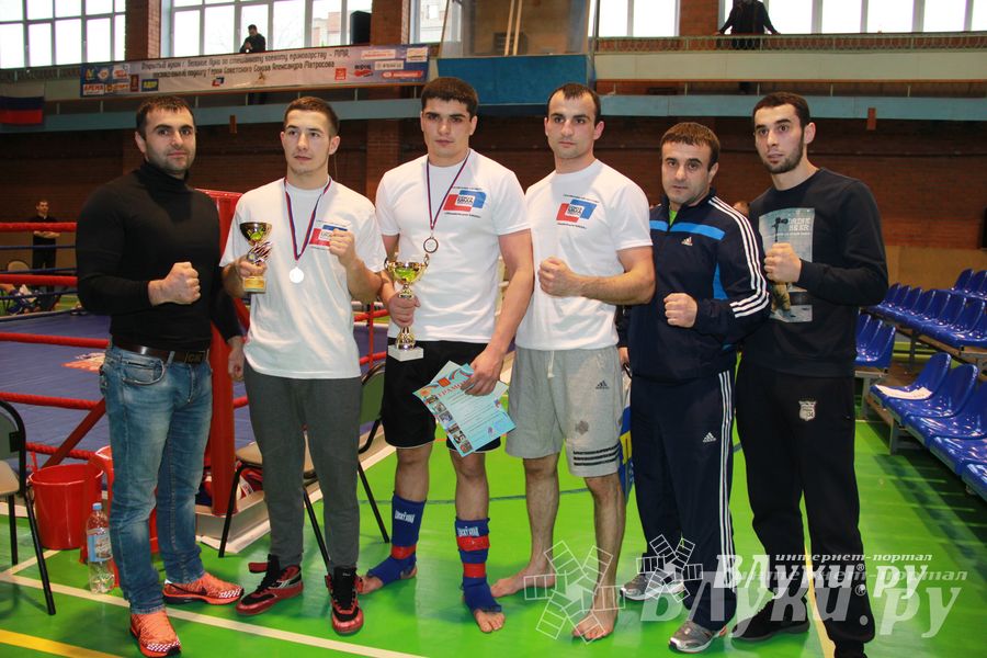 В Великих Луках прошел межрегиональный Открытый Кубок по смешанному боевому единоборству (фото)