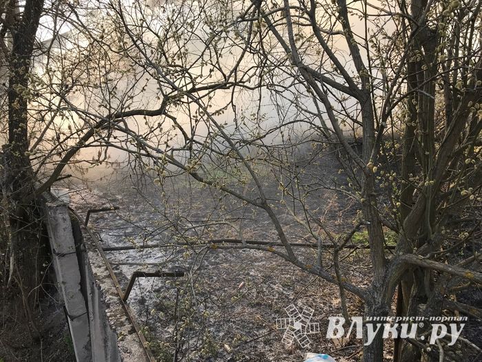 Подробности пожара на мебельном (ФОТО)