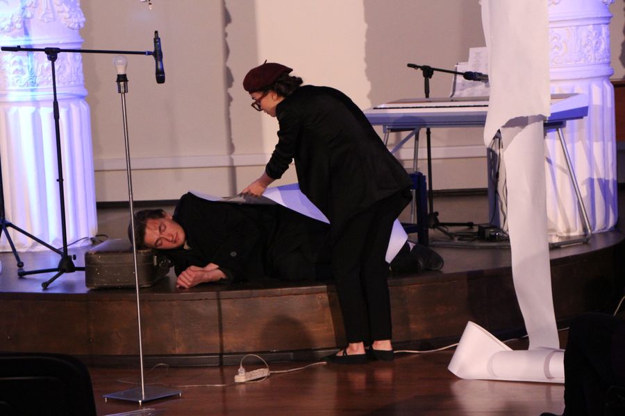 Нестандарт на сцене Великолукского драмтеатра (ФОТО)