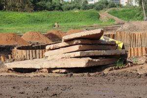 Совсем скоро великолучане смогут гулять по деревянным дорожкам Крепости (ФОТО)
