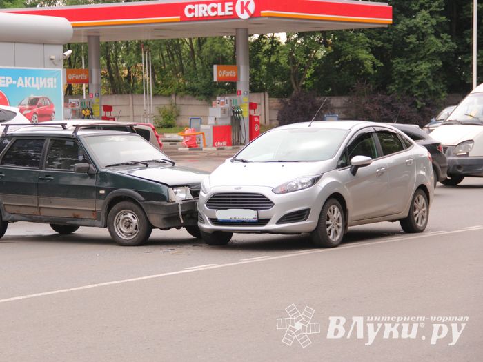 ДТП на пр. Гагарина (ФОТО)