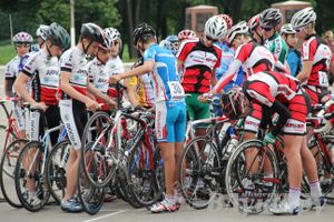 Гонка-критериум по велосипедному спорту