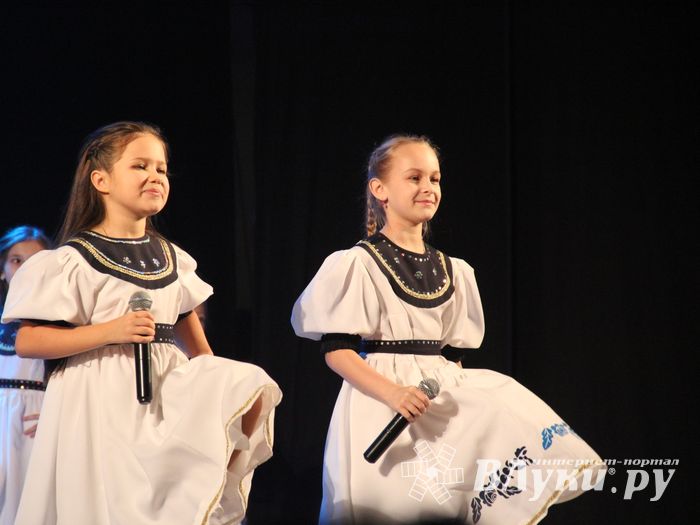 Маша, Медведь и все, все, все на сцене ДК Ленина (ФОТО)