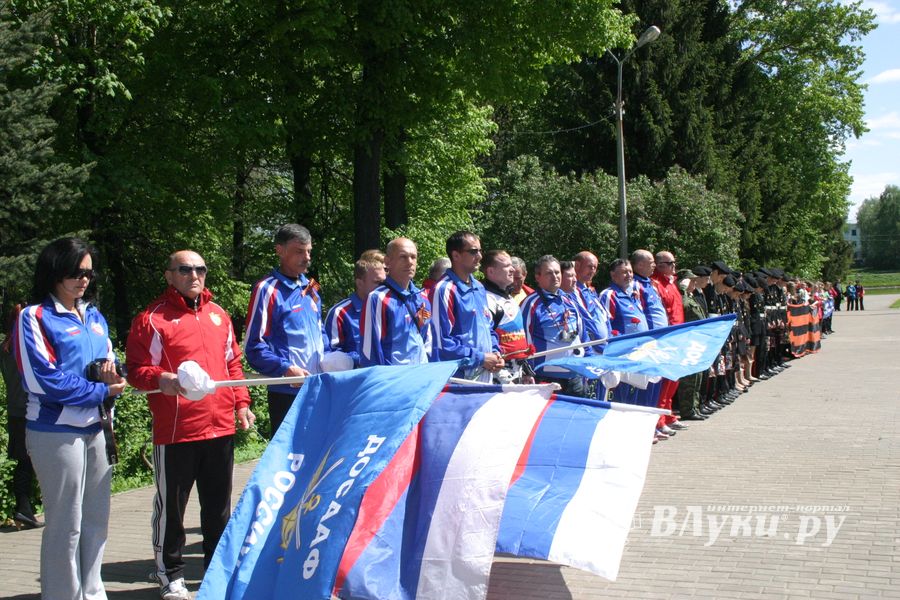 Члены Международного автопробега прибыли в Великие Луки 