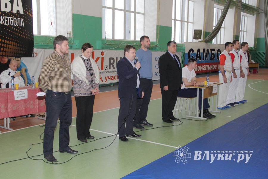 В Великих Луках прошел турнир по самбо, посвященный подвигу Александра Матросова (ФОТО)