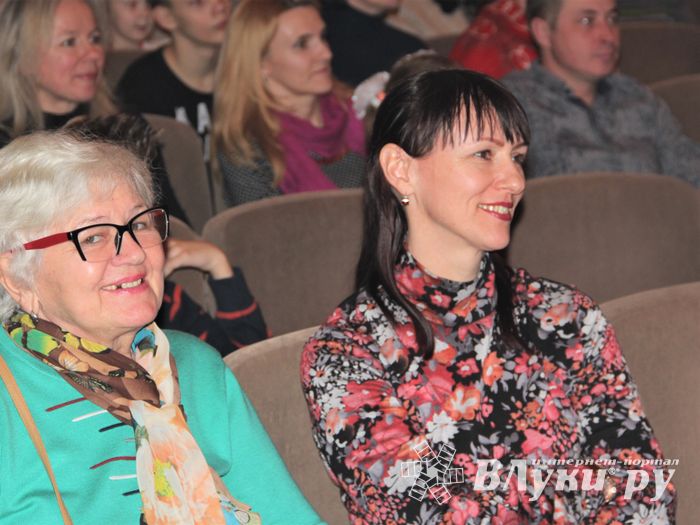 В ГДК им. Ленина встречают Новый год (ФОТО)