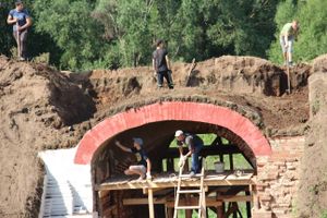 Совсем скоро великолучане смогут гулять по деревянным дорожкам Крепости (ФОТО)