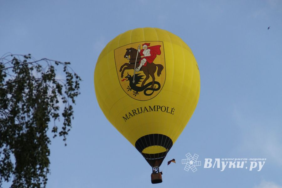 Кей-граб в рамках 19-ой Международной встречи воздухоплавателей в Великих Луках состоялся