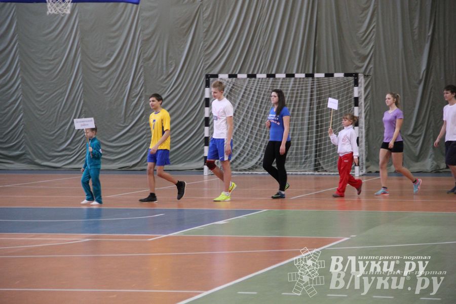 В Великих Луках проходит региональный этап Всероссийской Олимпиады школьников (фото)