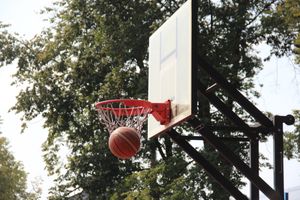 В Великих Луках прошли спортивные мероприятия, приуроченные ко Дню физкультурника (ФОТО)