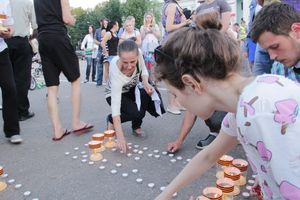 «Свеча памяти» в Великих Луках (ФОТО)