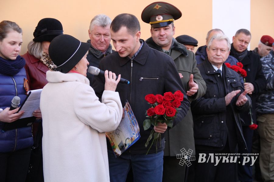 В школе №9 состоялось открытие мемориальной доски (фоторепортаж)