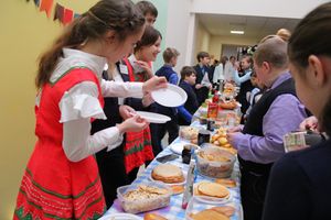 В школе №13 прошли масленичные гулянья (ФОТО)