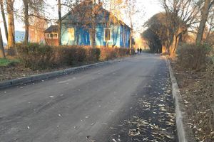 В Великих Луках на о. Дятлинка продолжаются ремонтные работы (фото)