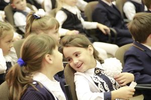 Великолукские первоклассники перевоспитали Бабу-Ягу (ФОТО)