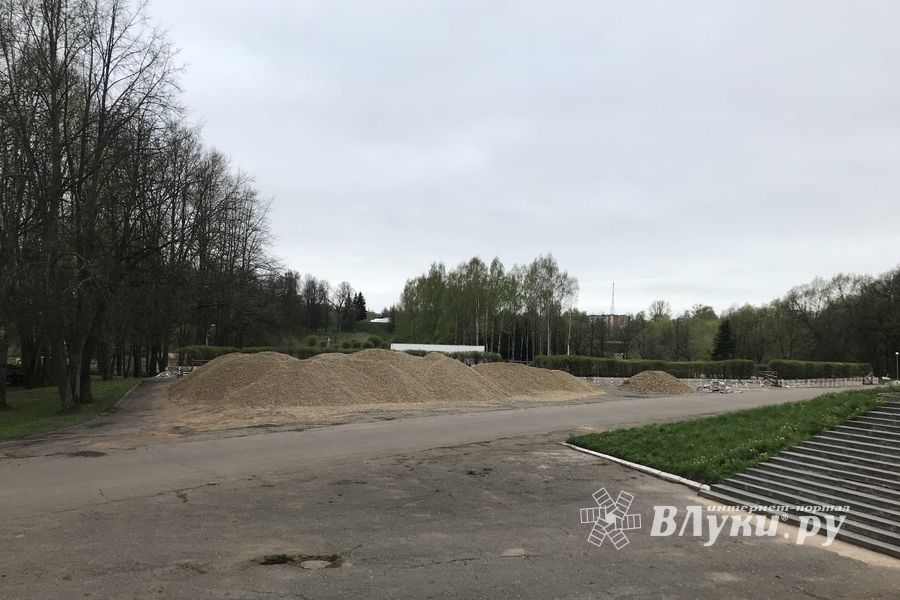 В будущем Петровском парке завершается очередной этап работ (ФОТО)