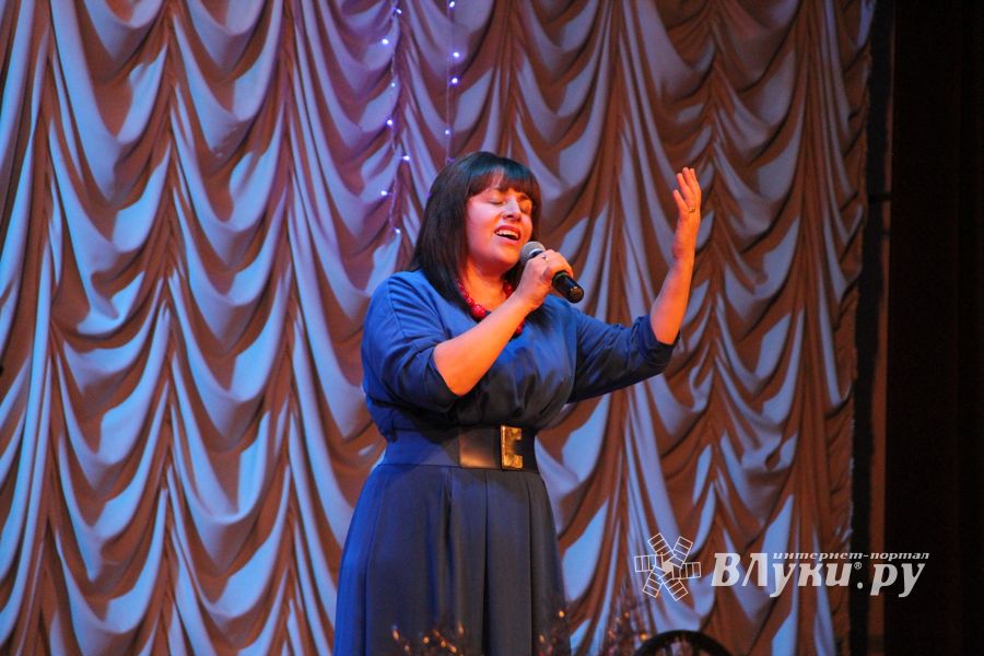 В Великих Луках состоялся праздничный концерт «В Светлый праздник Рождества» 