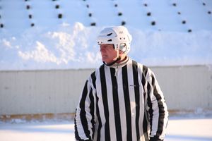 Великолукский хоккей: много забитых шайб, немного потасовок и разбитых лиц (фото)