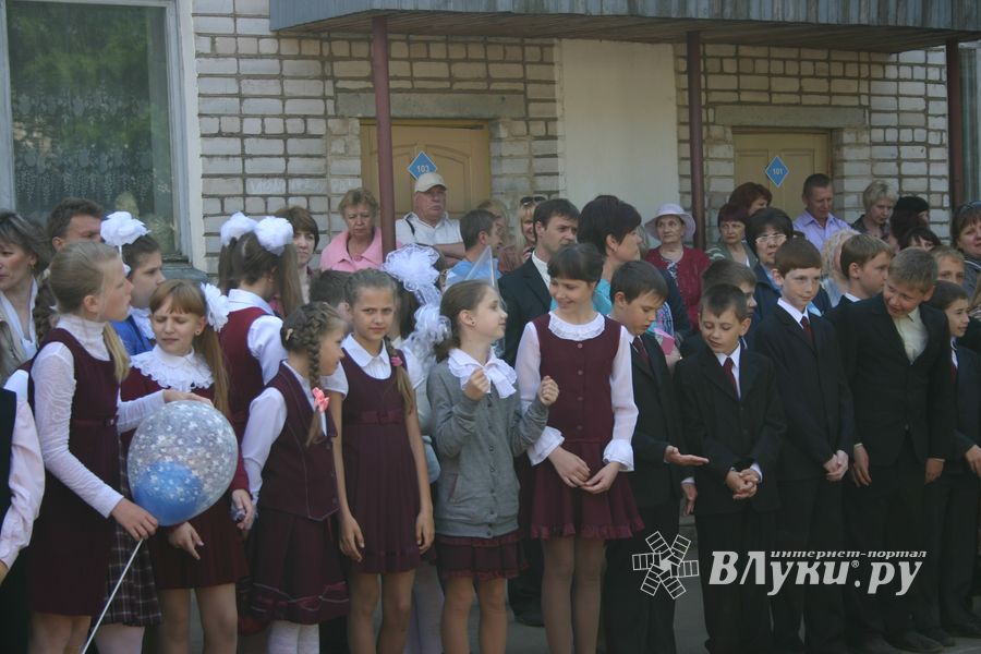 Сегодня в городе проходят последние звонки