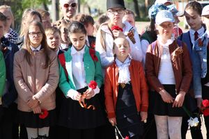 Юные великолучане почтили память бойцов Великой войны (ФОТО)