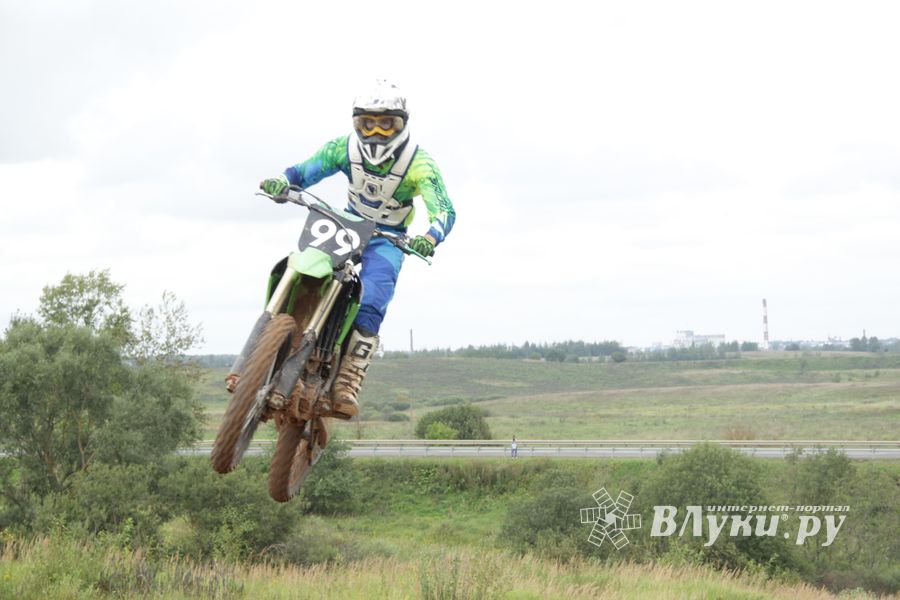 Мотокросс в Булынино: драйва много, зрителей мало (ФОТО)