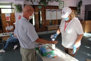 В Великих Луках проходит основной день голосования (ФОТО)