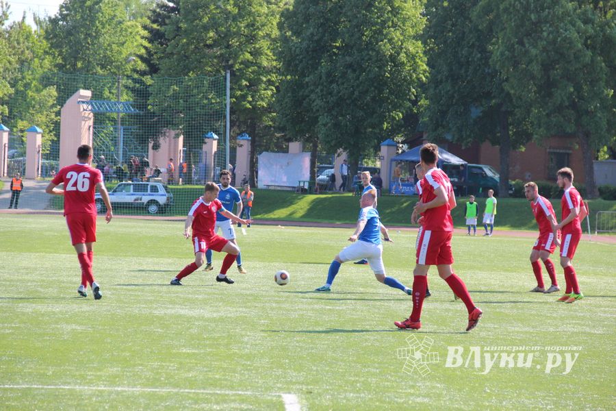 Великолучане проиграли последний домашний матч дебютного сезона (ФОТО)