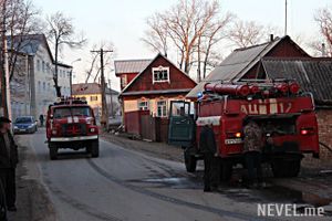 В Невеле горел жилой дом (фото)