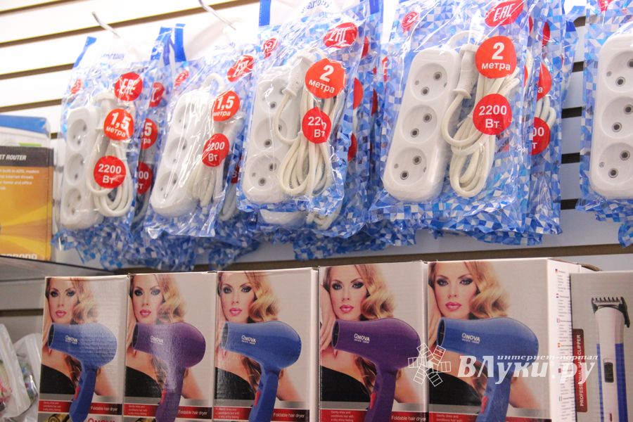 В Великих Луках открылся первый антикризисный магазин «FixZone» (ФОТО)