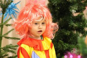 В детских садах Великих Лук проходят новогодние утренники (ФОТО)