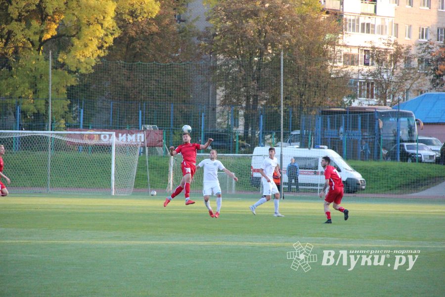 Обидный гол в воротах «Луки-Энергии» (ФОТО)
