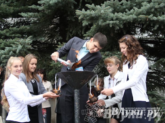 Школы города отметили 1 сентября (фото)