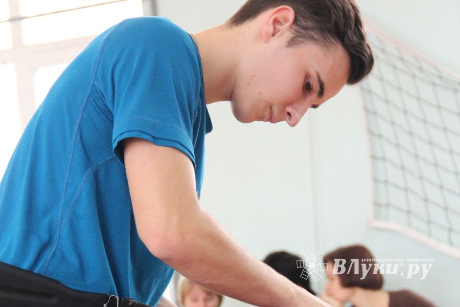 Конкурс «А ну-ка, парни!» прошёл в великолукской гимназии (фото)