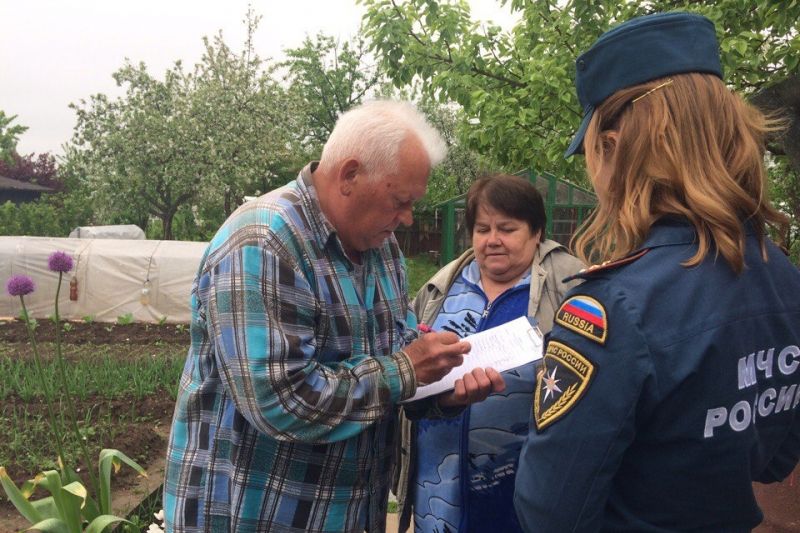 В Великих Луках состоялся профилактический рейд по садовым обществам «Яблонька» и «Восход» (ФОТО)