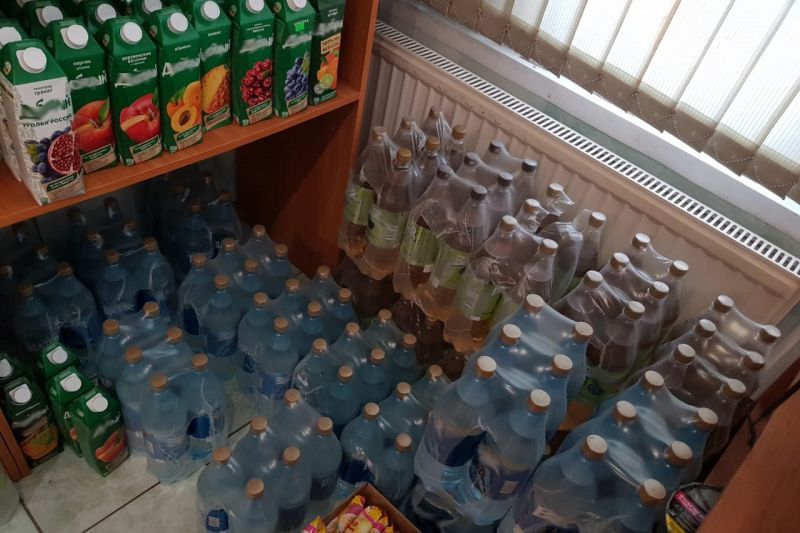 Псковские полицейские изъяли из незаконного оборота около 300 литров винных напитков (ФОТО)