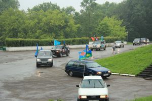 Участники Автопробега ВДВ «Россия - Казахстан - Беларусь «Дорогами воинской славы» посетили Великие Луки