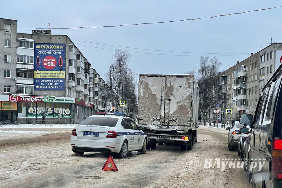 ДТП на перекрёстке Гагарина-Дьяконова (ФОТО)