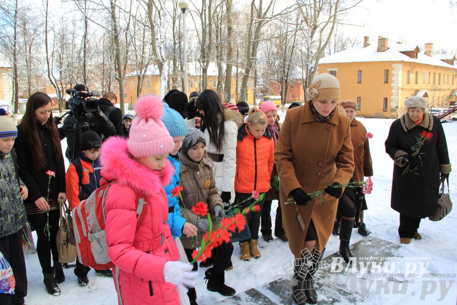 В Великих Луках почтили память академика Виноградова
